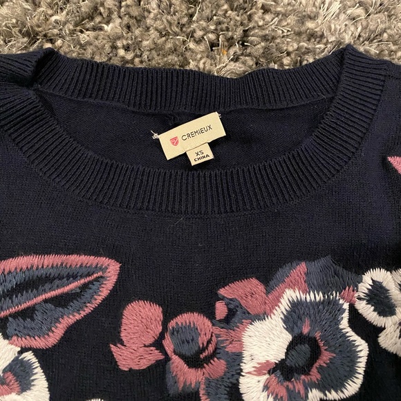Cremieux flower embroidered sweater - Picture 5 of 6